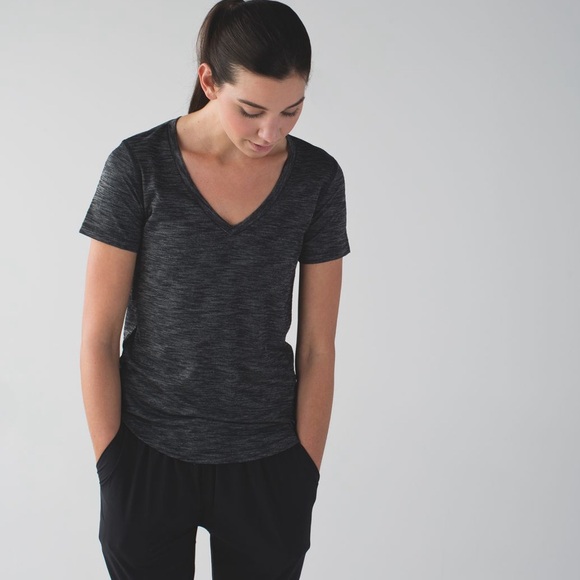 lululemon athletica Tops - Lululemon Athletica What The Sport Heathered Gray Tee